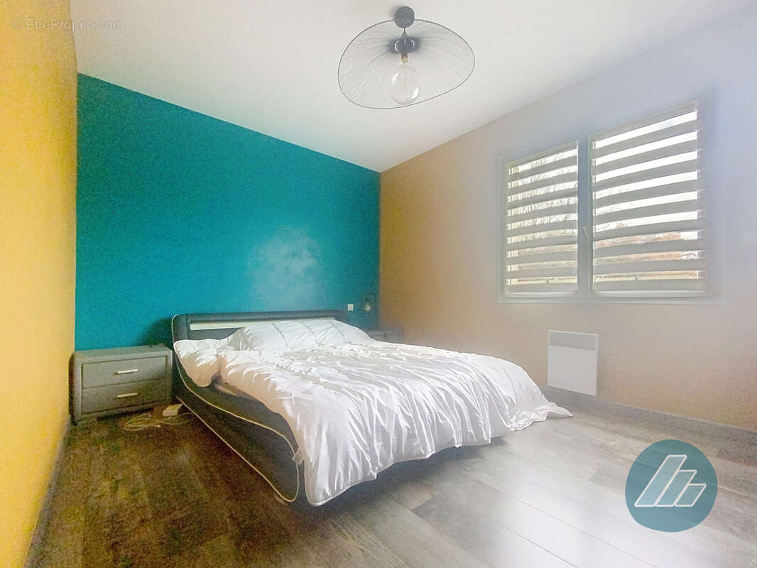 Maison à TOURS-EN-VIMEU