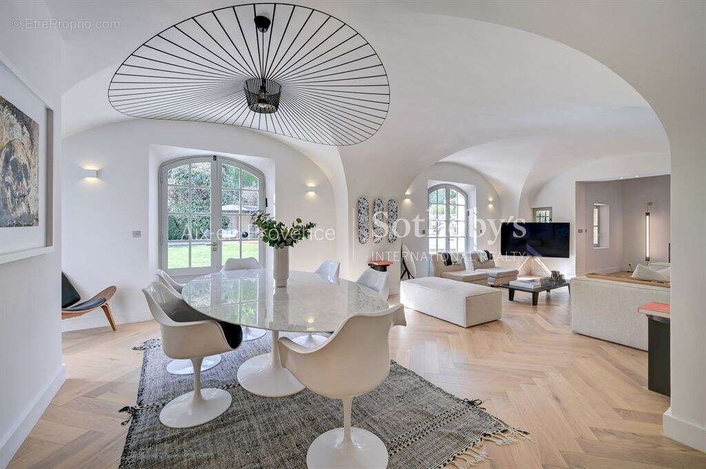 Maison à AIX-EN-PROVENCE