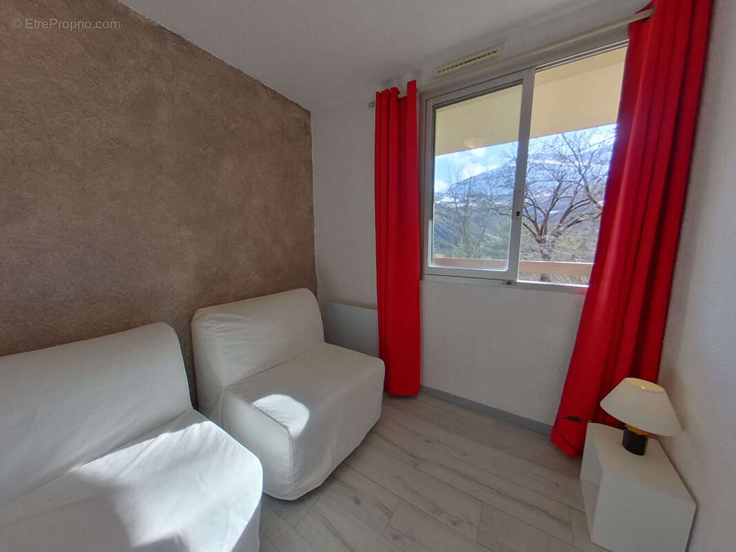 Appartement à LES THUILES