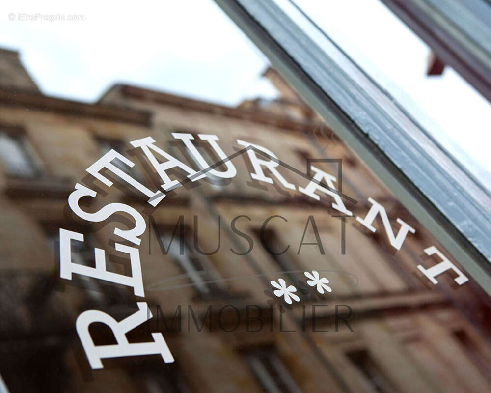 Commerce à SAINT-QUENTIN-FALLAVIER