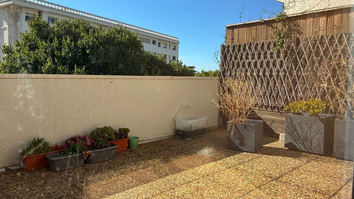Appartement à MARSEILLE-8E