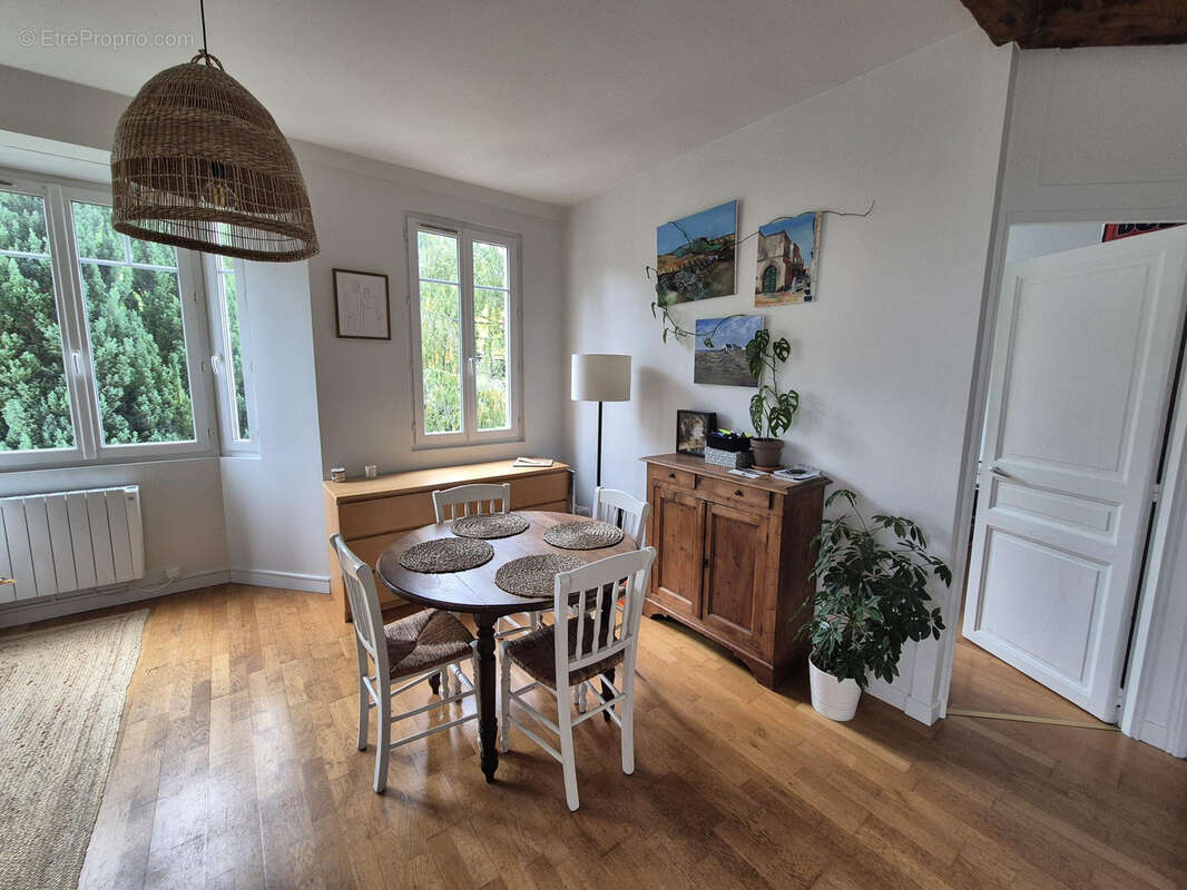 Appartement à JOUY-EN-JOSAS
