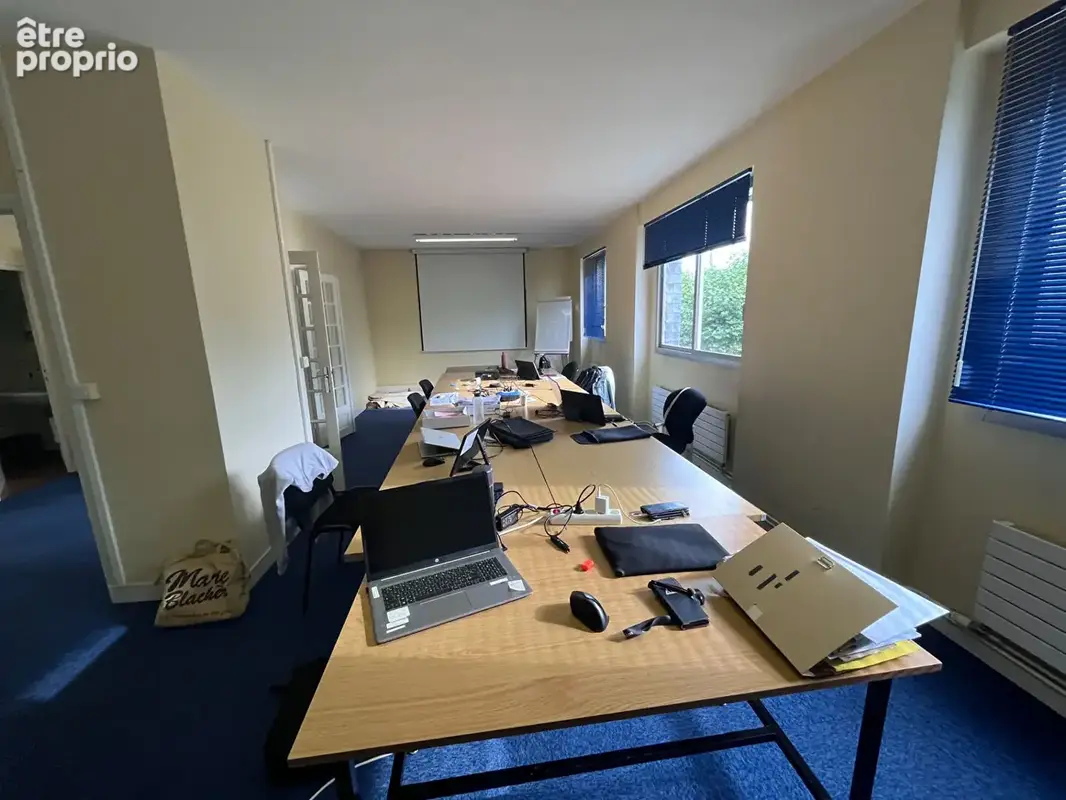 A vendre - landivisiau bourg - local professionnel de 240 m² - photo 6