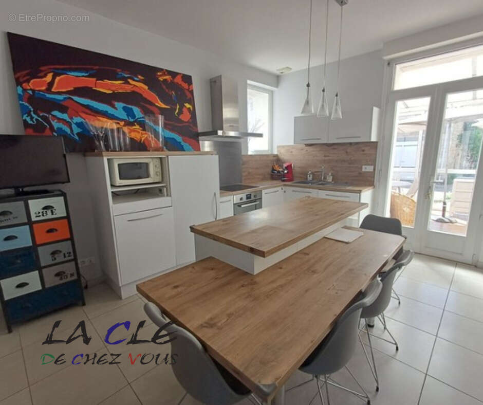 Maison à COULONGES-SUR-L'AUTIZE