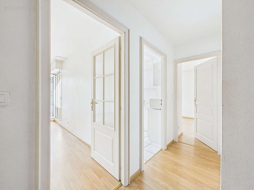 2 pieces  52m² avec balcon - photo 7