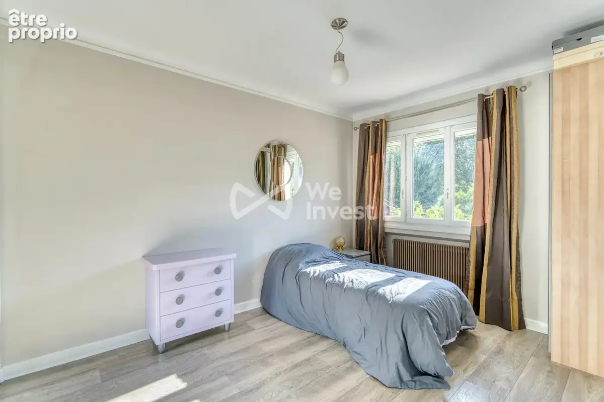 Maison 150 m² à Meyzieu  - photo 8