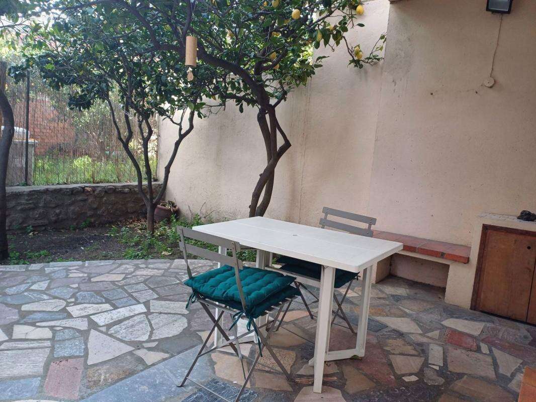 Maison à SAINT-GENIS-DES-FONTAINES