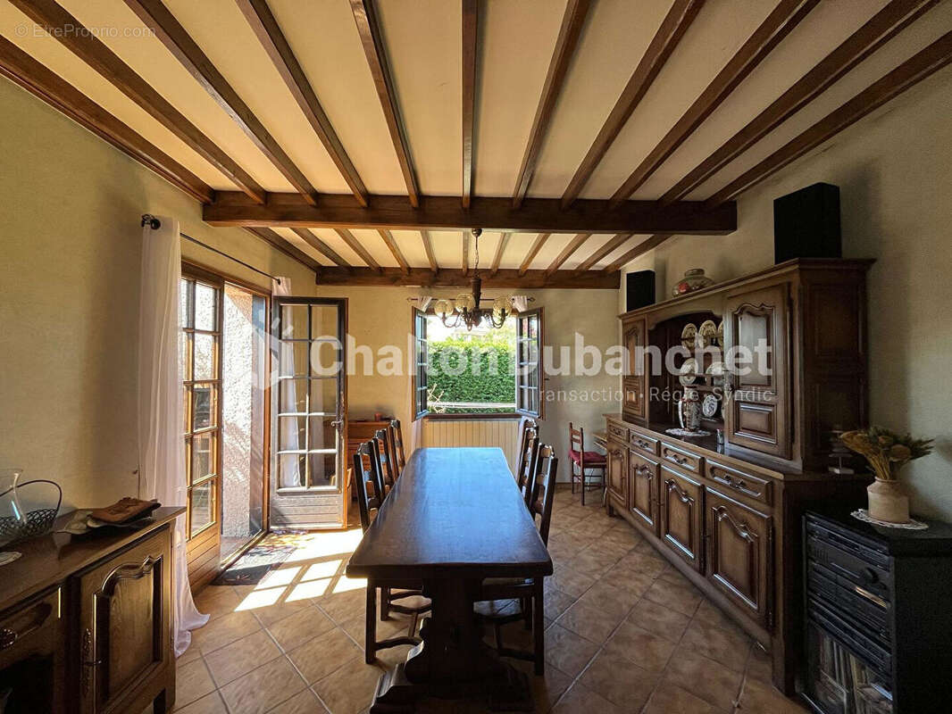 Maison à SAINT-GERMAIN-LAVAL