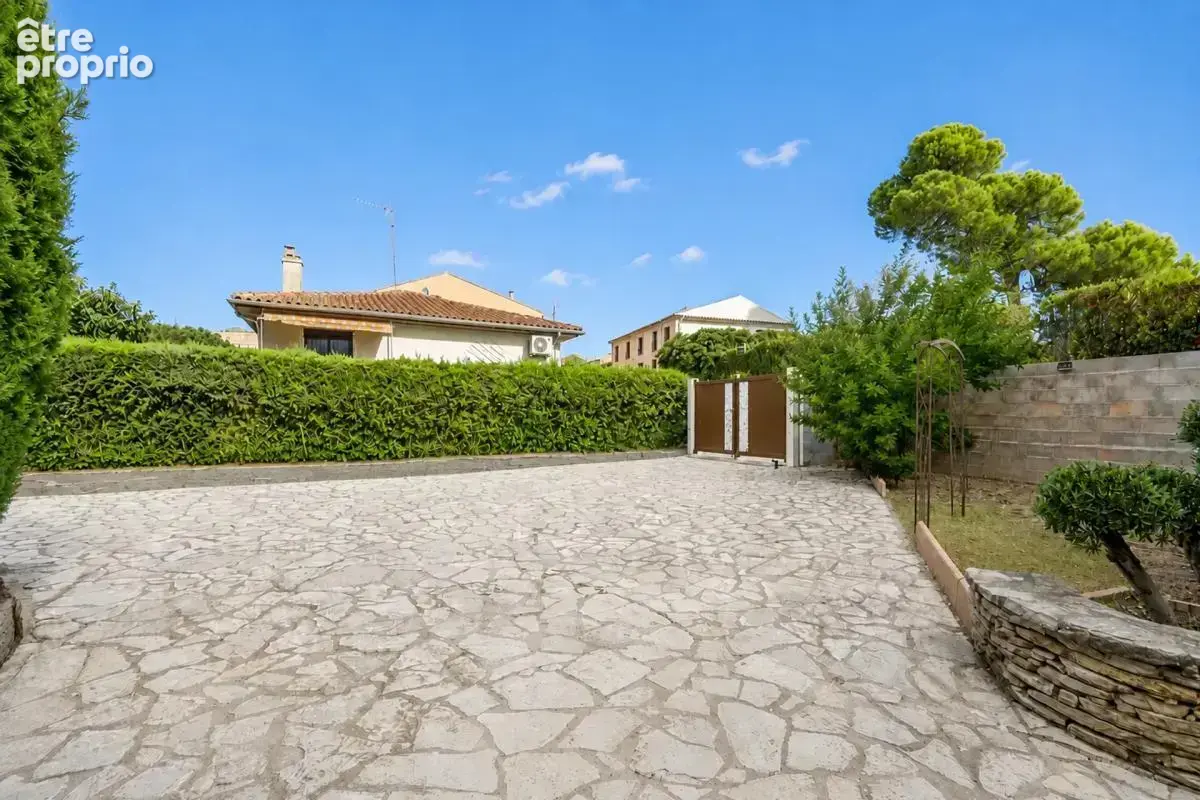 Maison de 6 pièces de 179 m² à Gabian - photo 26
