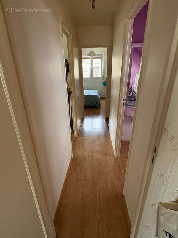 Maison à SAINT-QUENTIN