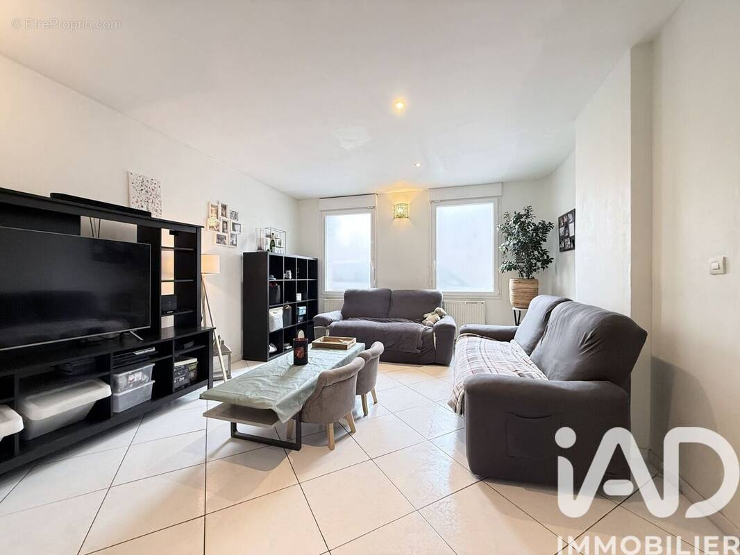 Photo 1 - Maison à RACHES