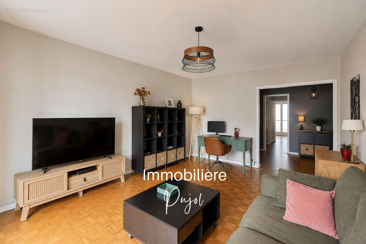 Appartement à MARSEILLE-4E