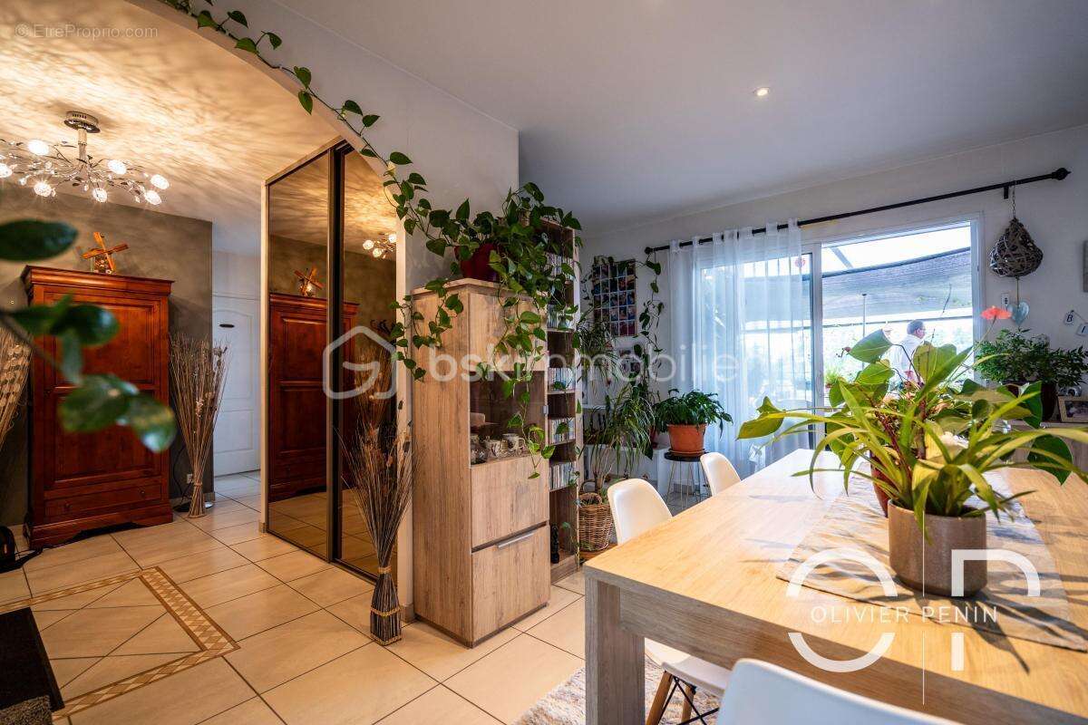 Maison 154 m² à Sciecq - photo 5