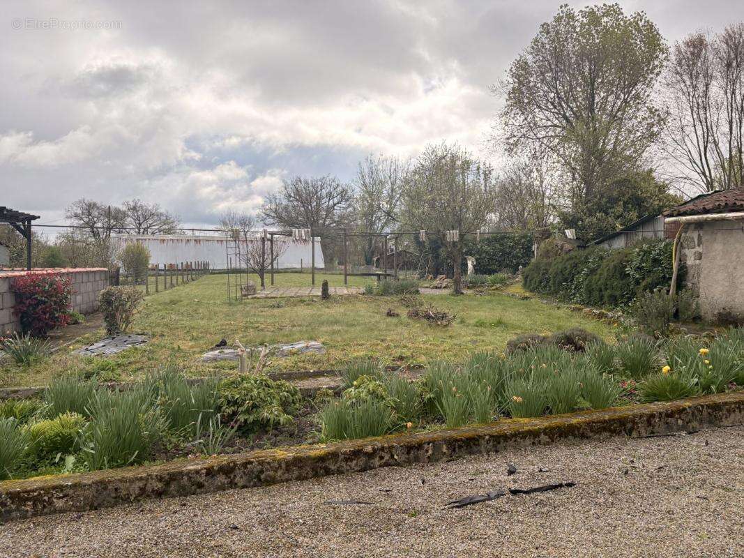 Maison à L'ABSIE