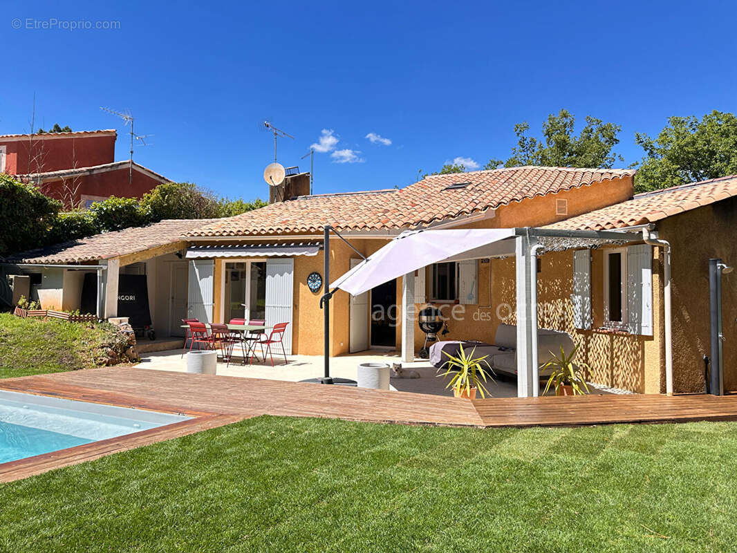 Maison à ROUSSILLON