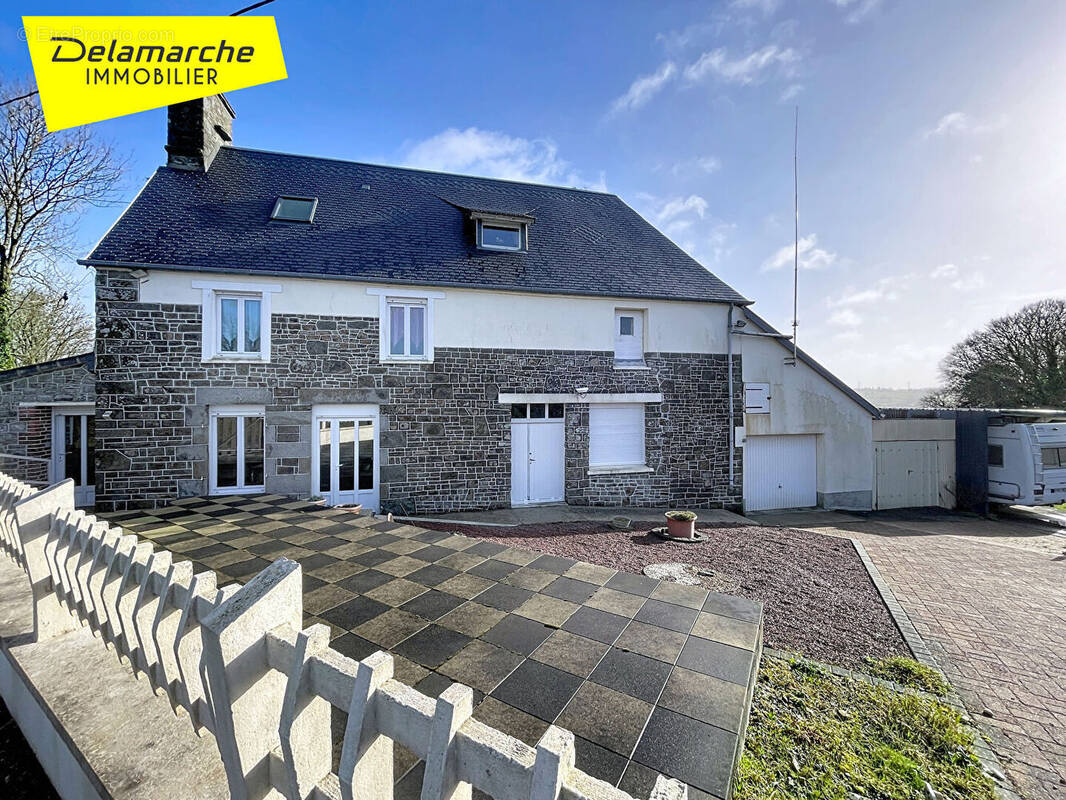 Maison à PERCY