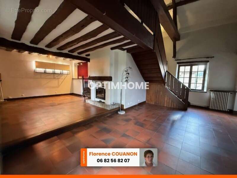 Maison à SAINT-CYR-SOUS-DOURDAN