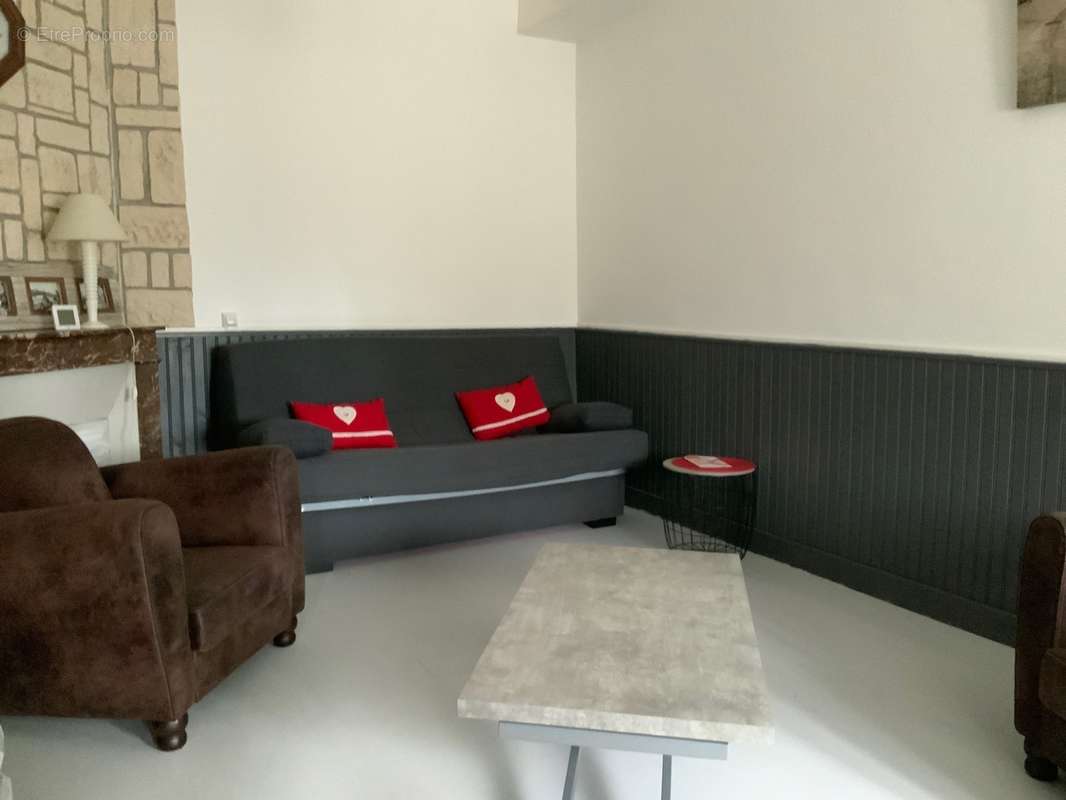 Maison à YZEURES-SUR-CREUSE