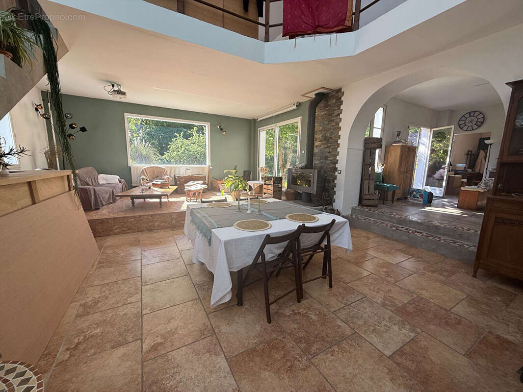 Maison à THOMERY