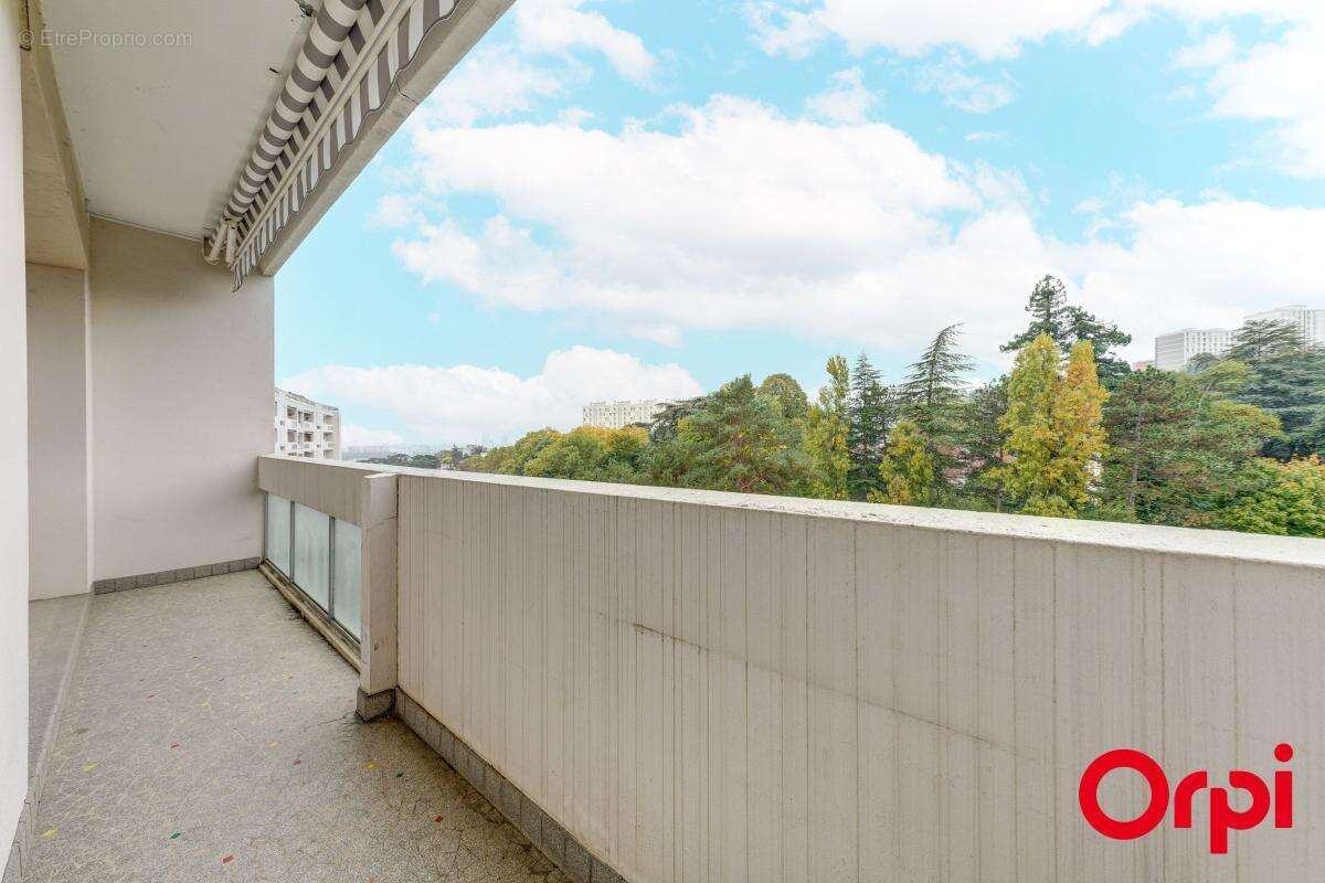 Appartement à CALUIRE-ET-CUIRE