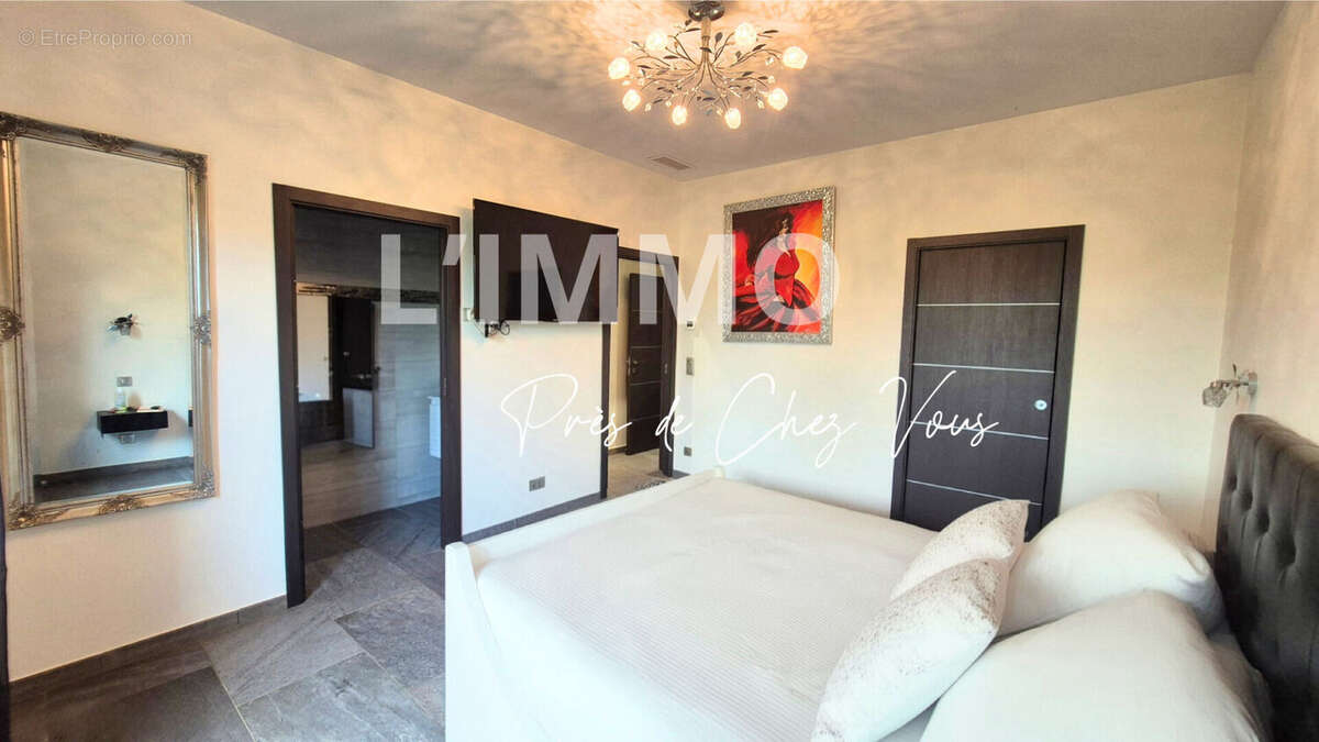 Maison à LA DESTROUSSE