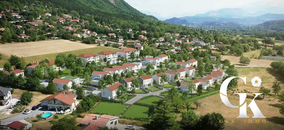 Appartement à SAINT-PAUL-DE-VARCES