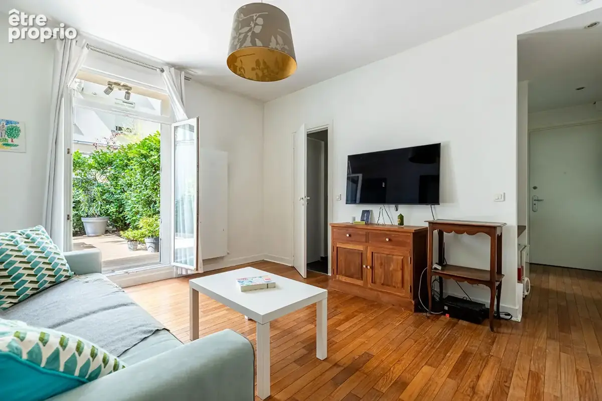 Paris XVIe - Rue Le Sueur - Appartement avec jardin privatif - photo 4