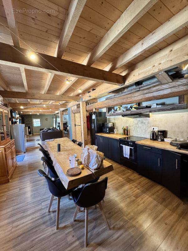 Appartement à TANINGES