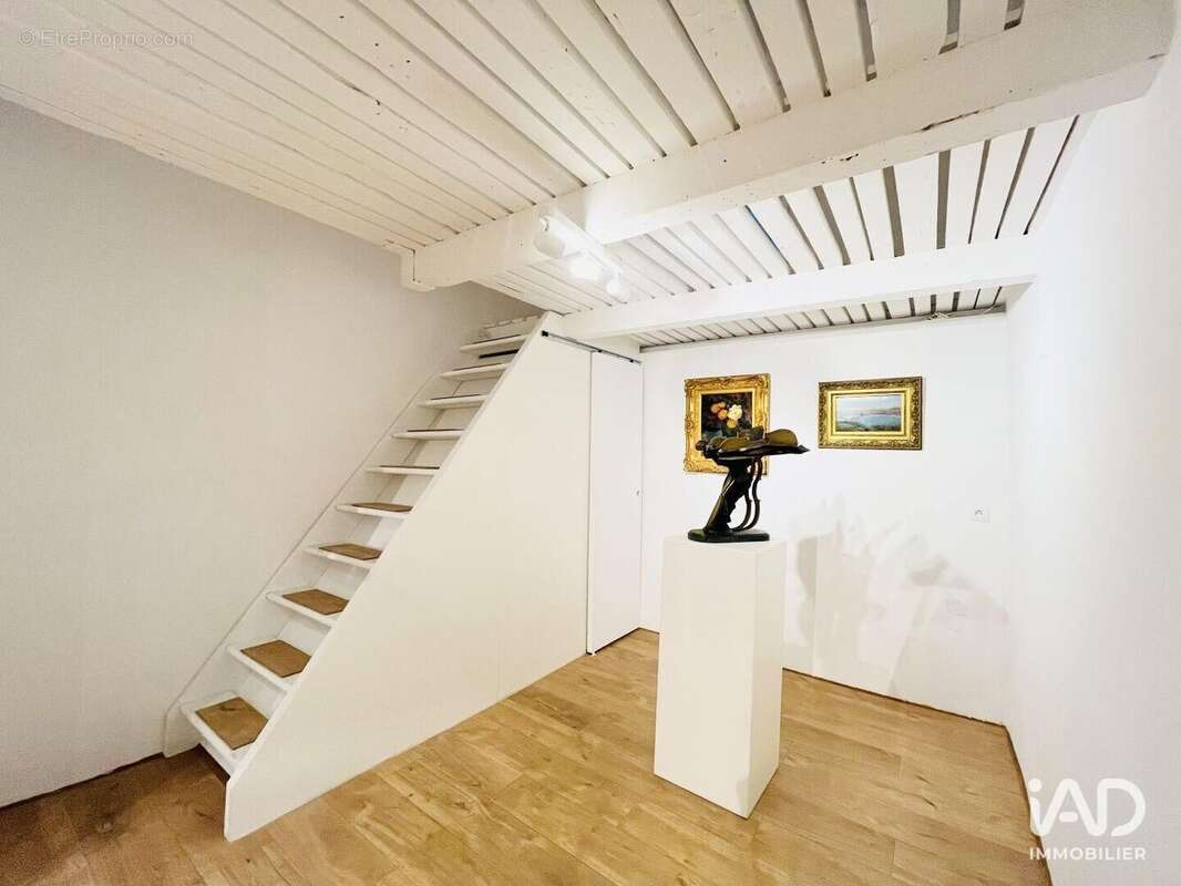 Photo 5 - Commerce à MARSEILLE-6E