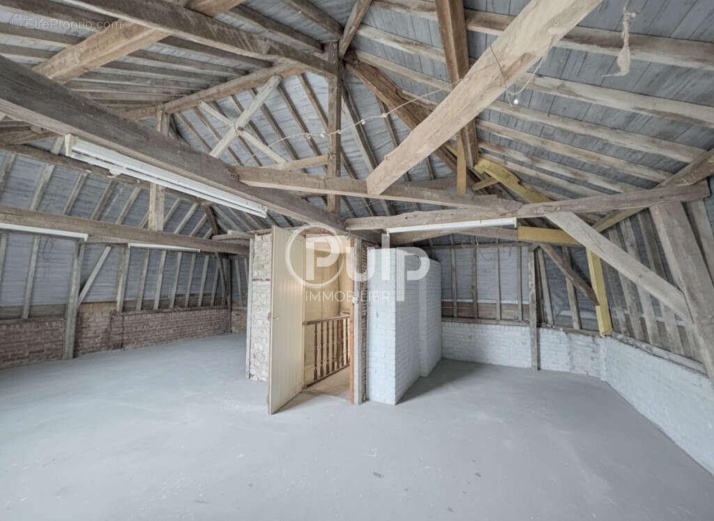 Appartement à FLINES-LEZ-RACHES