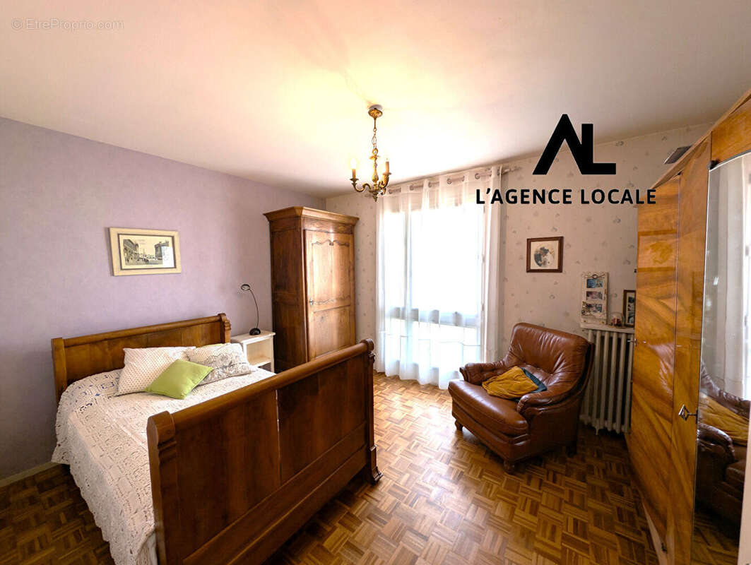 Maison à LES PONTS-DE-CE