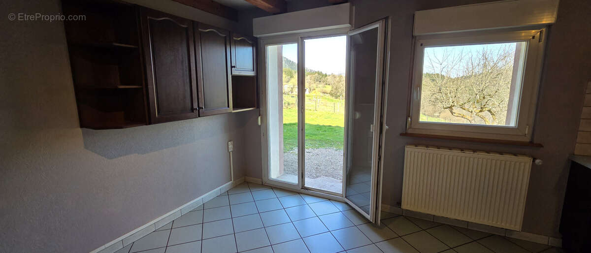 Maison à BOURG-BRUCHE