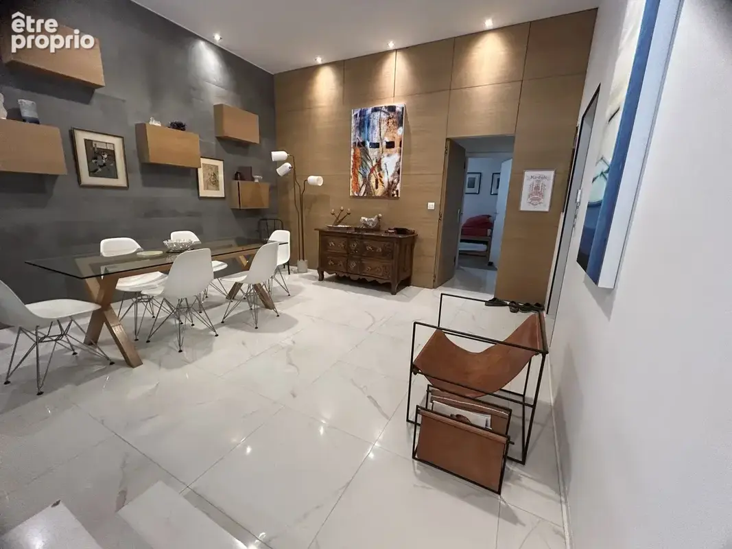 Appartement 3 pièces 105 m² à vendre à Marseille-8e (13008) - photo 2