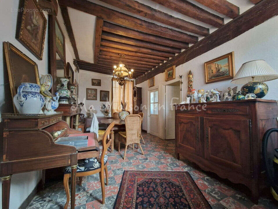 Maison à SAINT-POURCAIN-SUR-SIOULE