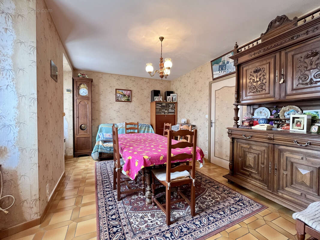 Maison à VILLERMAIN