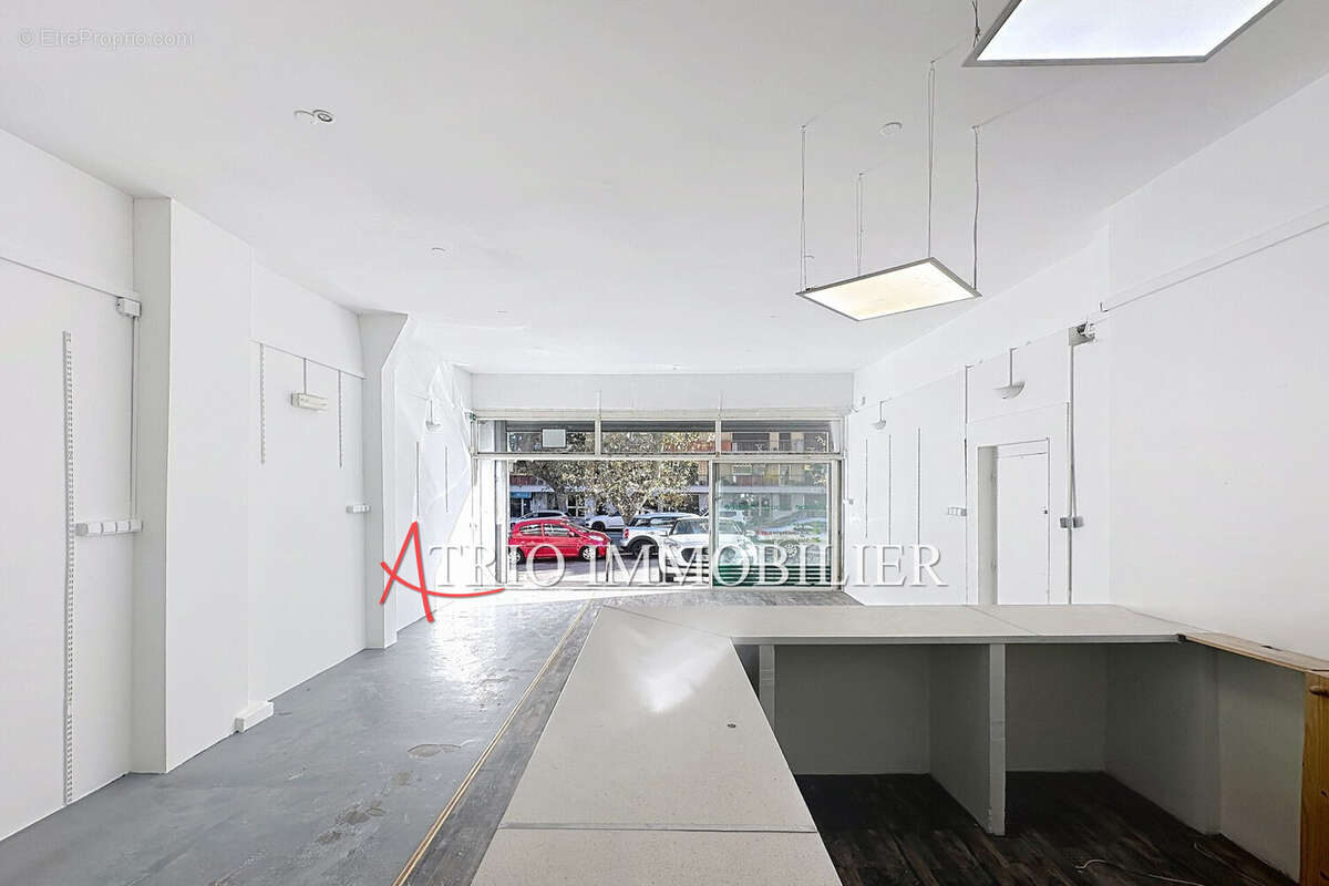 Commerce à CAGNES-SUR-MER