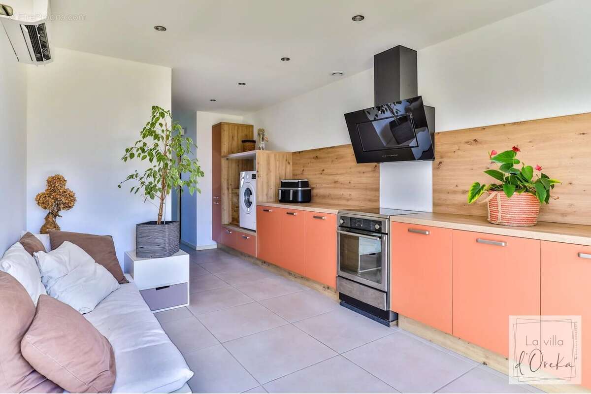 Maison rénovée de 153m2 avec 3 chambres, studio, véranda, garage et jardin - photo 6