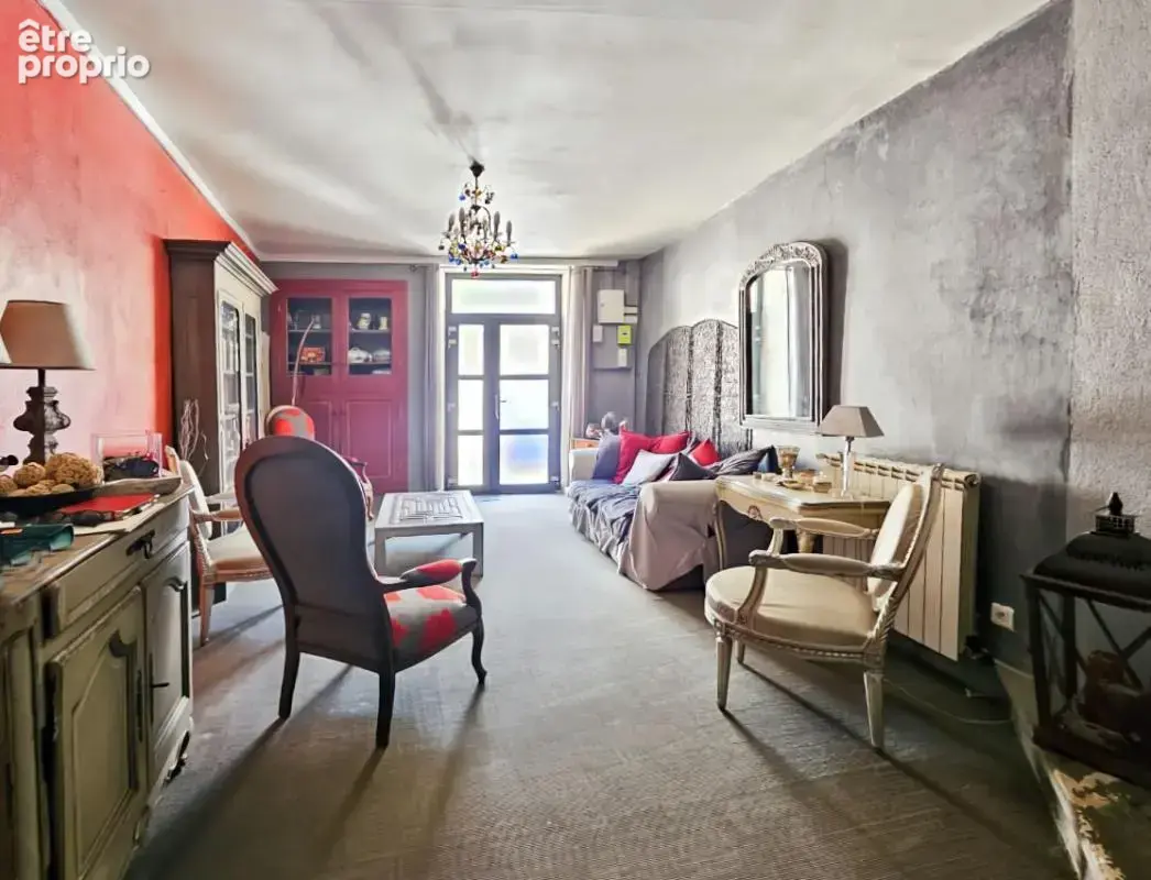 À Vendre à Comps - Maison de village de 180 m² avec extérieur - photo 3