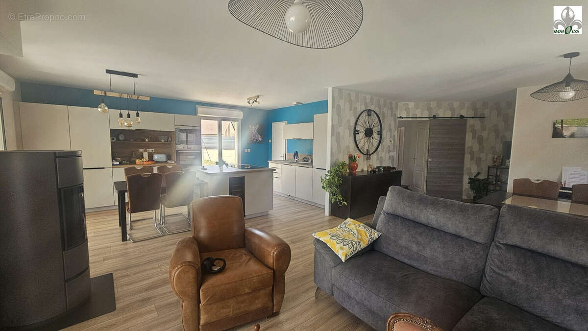 Maison à NUITS-SAINT-GEORGES