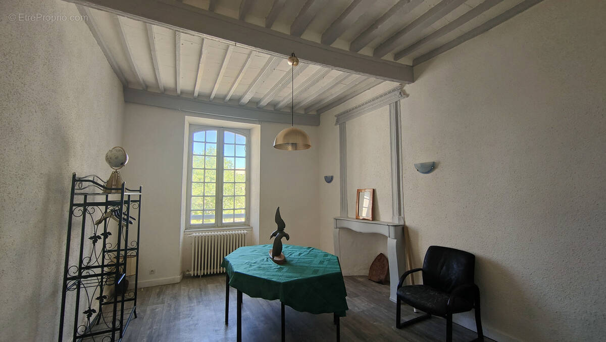 Appartement à AUBENAS
