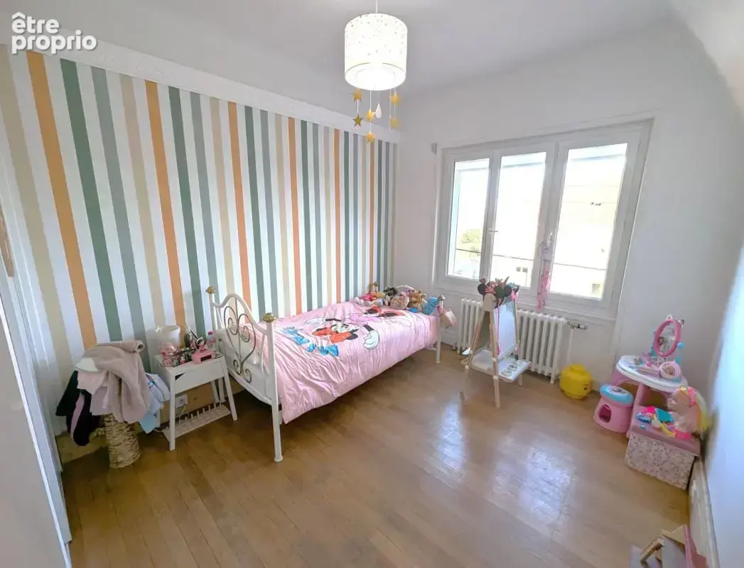 Maison 8 pièces 200 m² à vendre à Riorges (42153) - photo 4