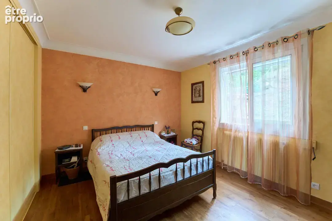 Maison SAINT-PIERRE-MONTLIMART avec vue imprenable - 3 chambres - photo 5