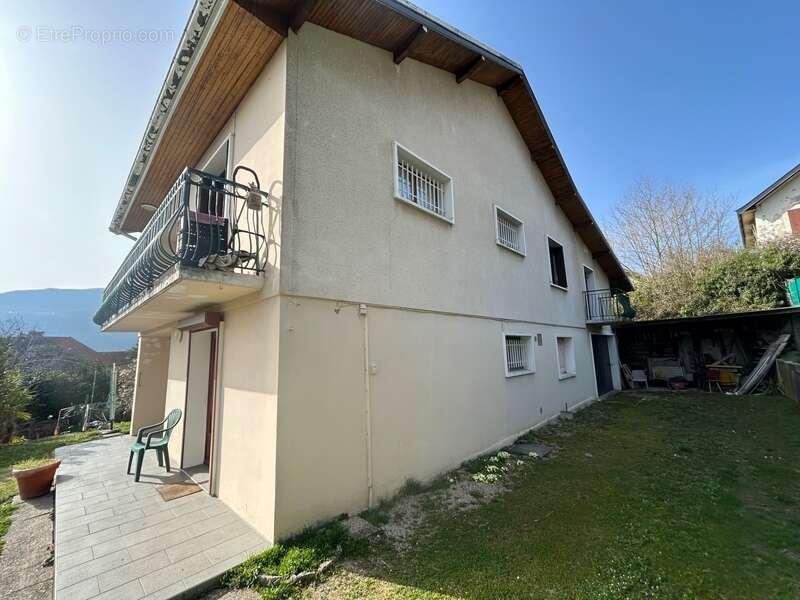 Maison à BRISON-SAINT-INNOCENT
