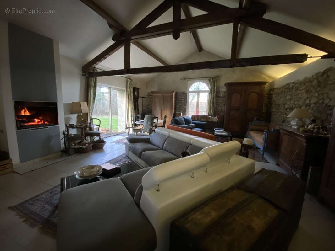 Maison à ARGENTON-SUR-CREUSE