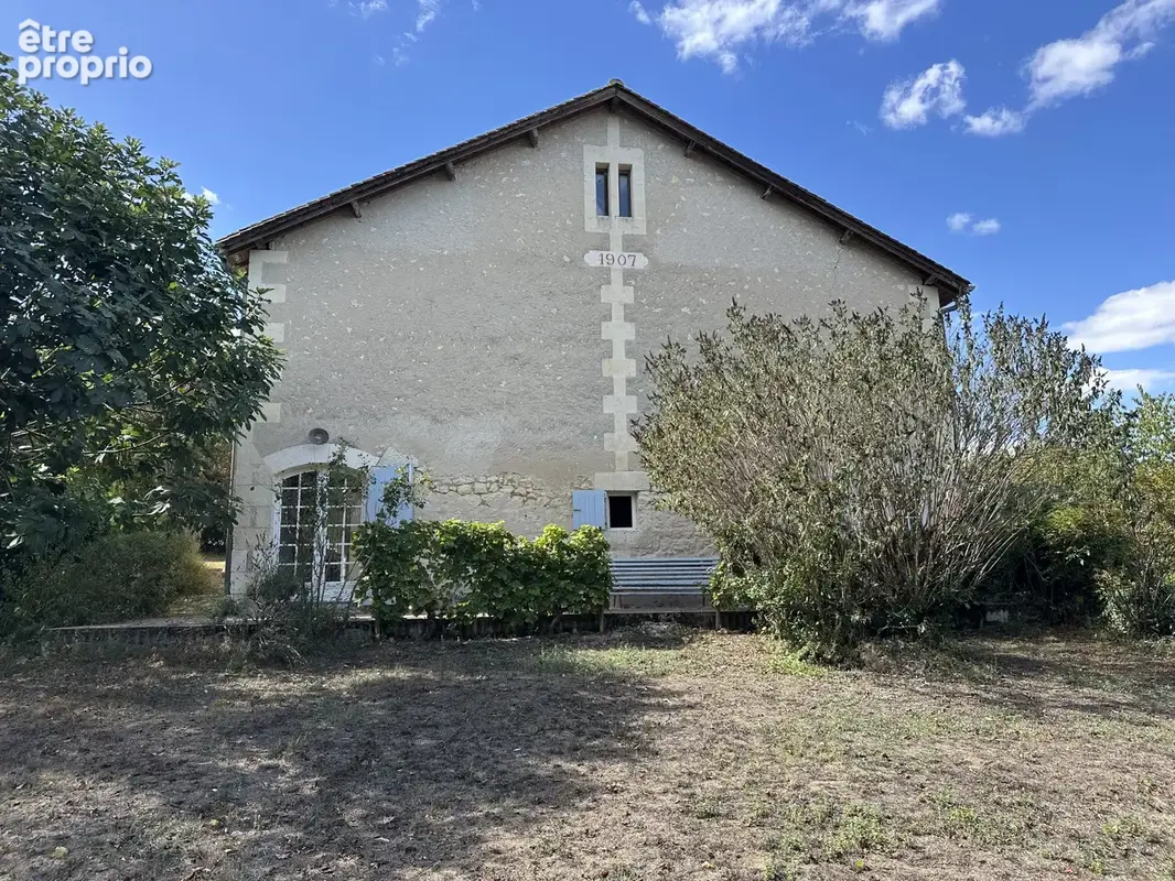 Maison en pierres avec grange - photo 2