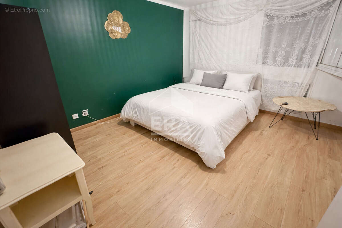 Appartement à MARSEILLE-15E