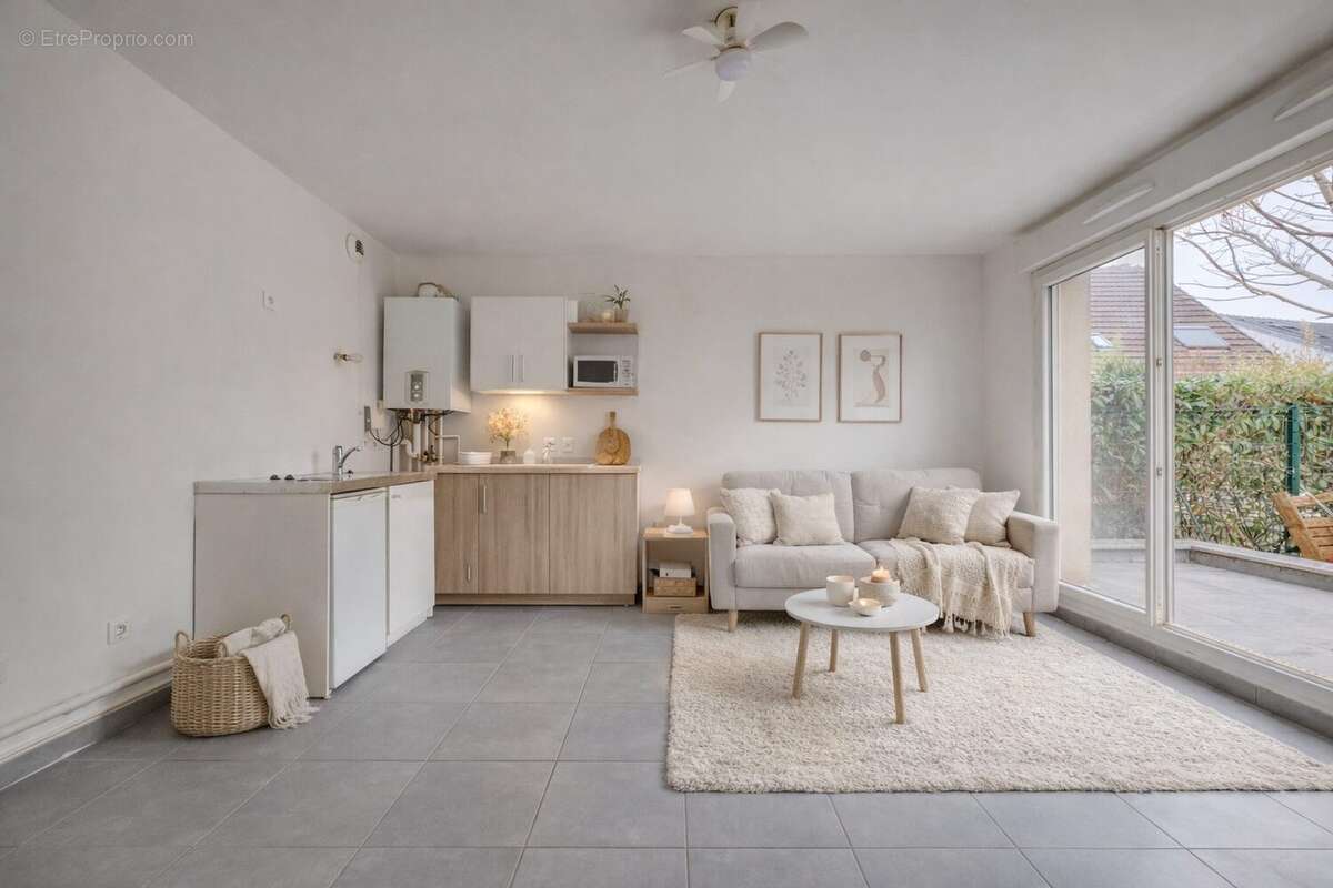 séjour aménagé - Appartement à NOISY-LE-GRAND