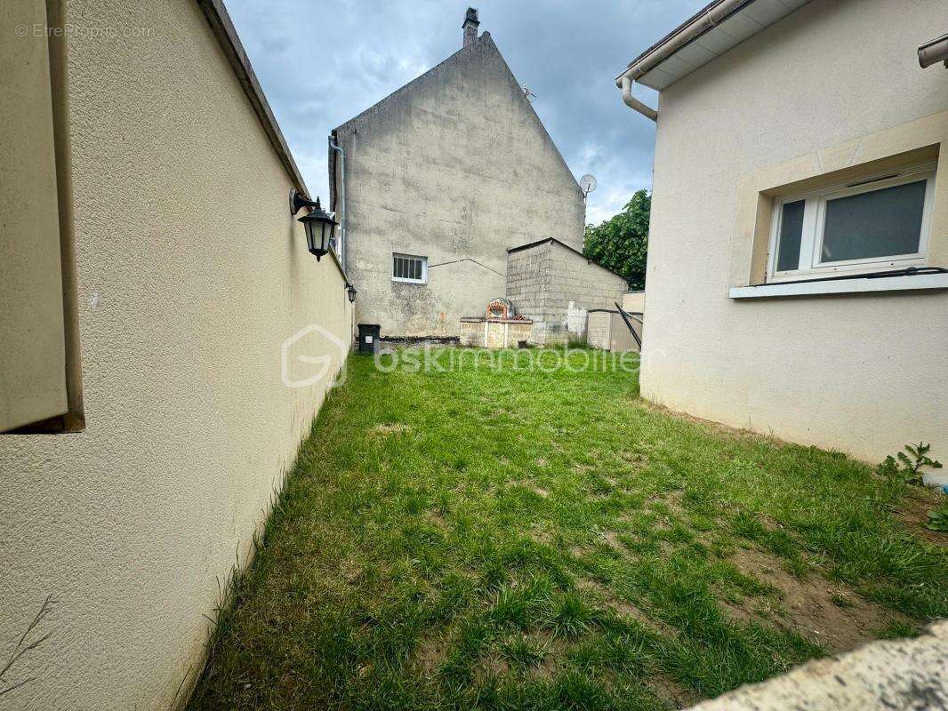 Maison à CLAYE-SOUILLY
