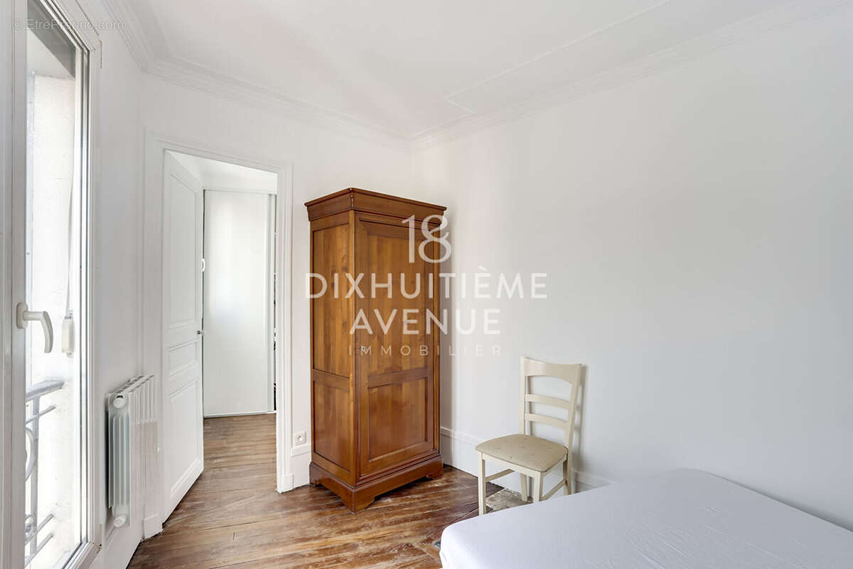 Appartement à PARIS-18E