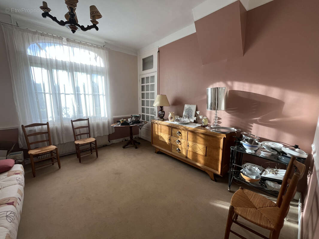 Maison à FRIVILLE-ESCARBOTIN